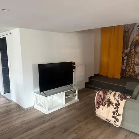 Ferienwohnung Vierjahreszeiten アパート *