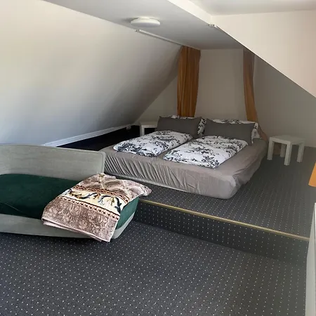 アパート Ferienwohnung Vierjahreszeiten *